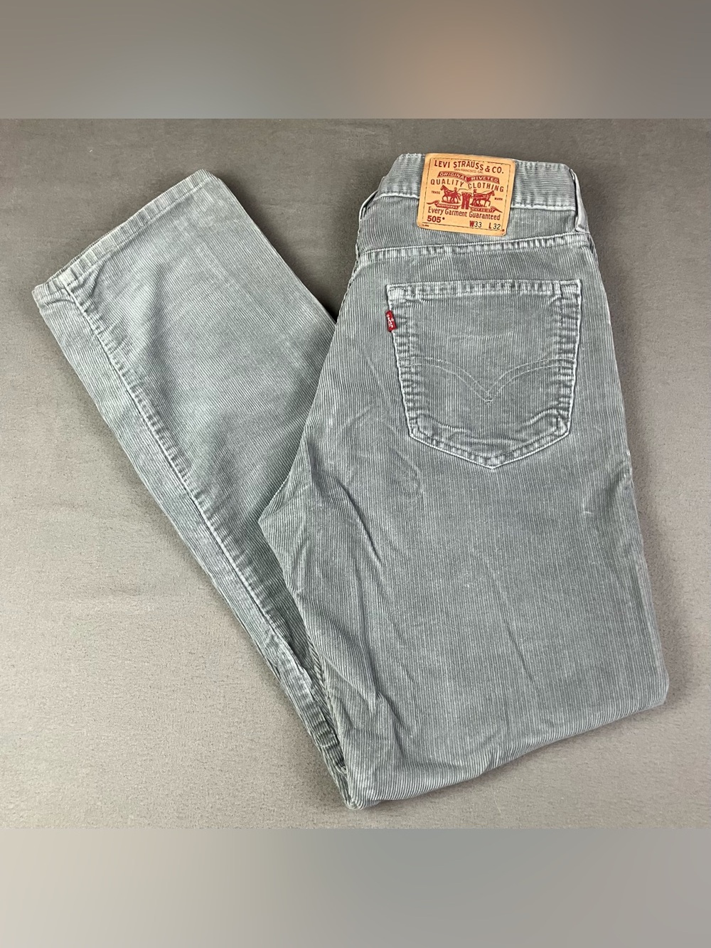 Vintage Levi's 505 Men’s Size 33x32 Gray Corduroy Regular Fit Straight Leg Pants